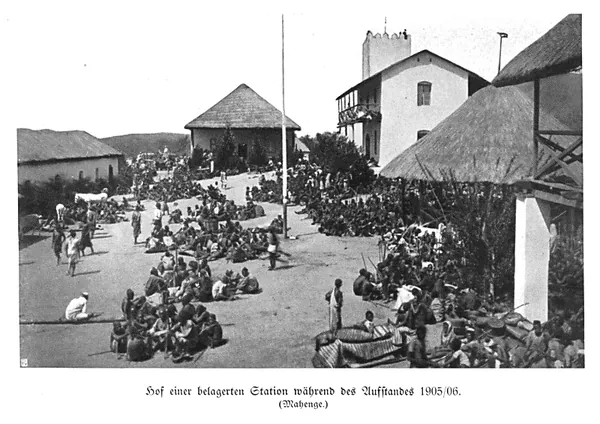 The crowded courtyard of the besieged German post at Mahenge