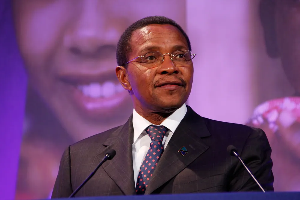 Jakaya Kikwete speaking at a conference in London